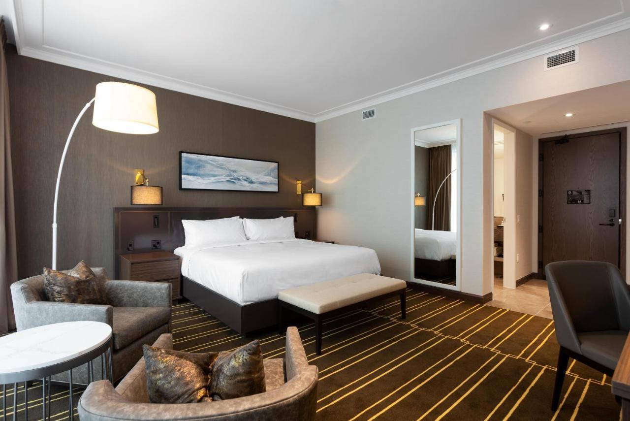 Sutton Place Hotel Toronto Exterior photo