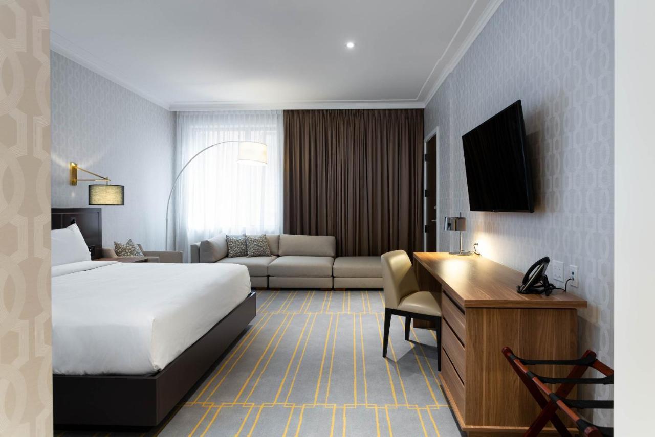 Sutton Place Hotel Toronto Exterior photo